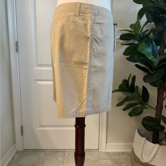 New York & Company Khaki Shorts with Drawstring, in Women’s Size 16 - Picture 9 of 11